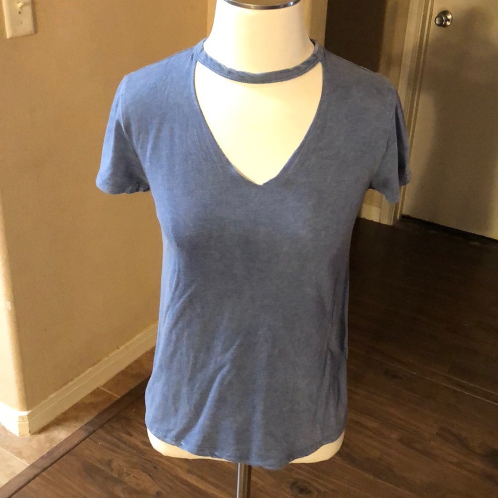 Hollister Cut Out V-Neck T-Shirt - Blue - XS